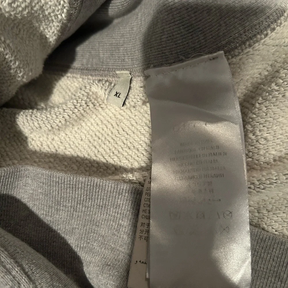 Gucci Gray Logo Crewneck Sweater - Picture 4 of 7
